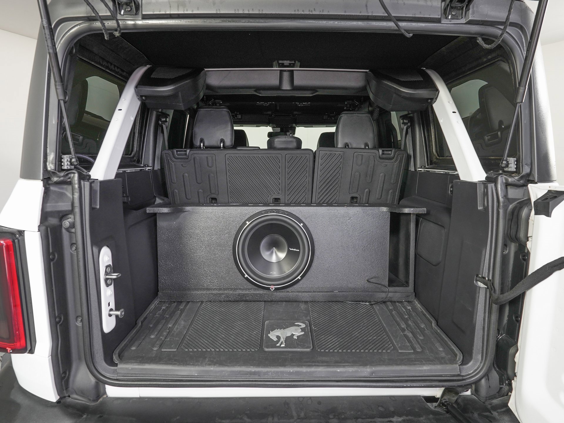 Used 2023 Ford Bronco Wildtrak image 11