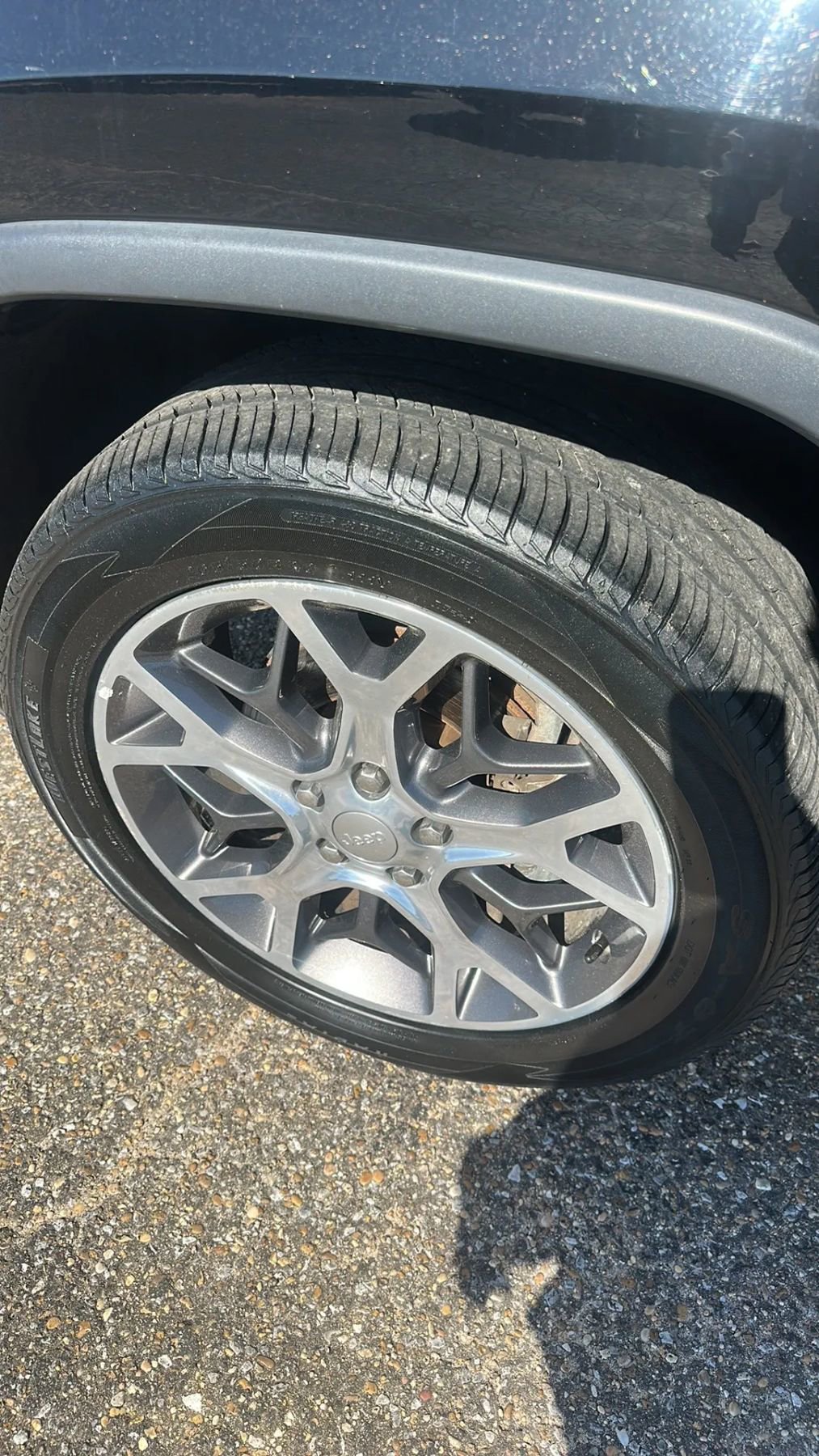 Used 2019 Jeep Grand Cherokee Limited image 9