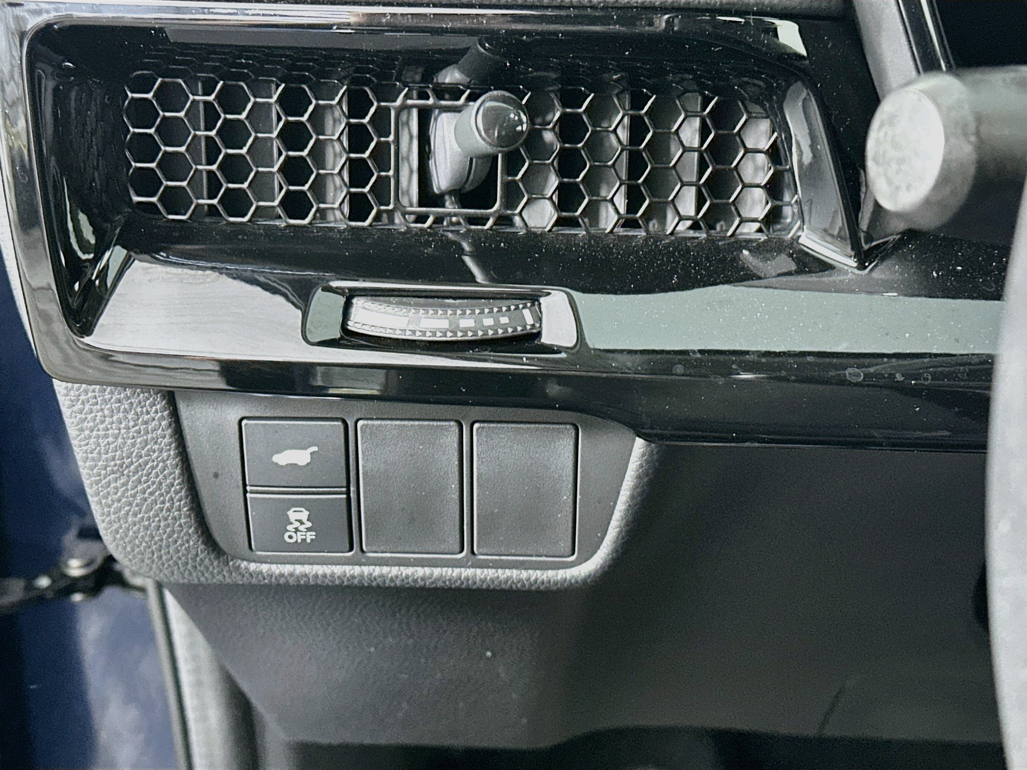 Used 2024 Honda CR-V EX-L image 17