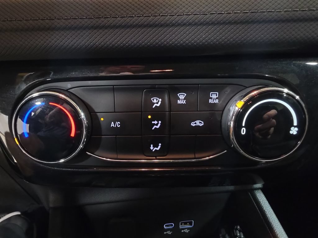 Used 2026 Chevrolet TrailBlazer LT AWD/4WD image 21