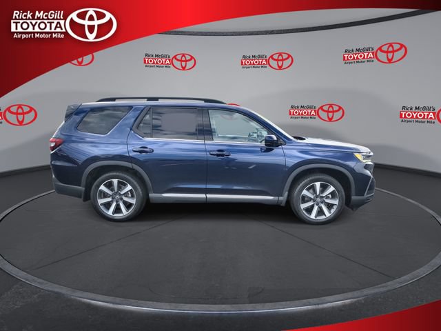 Used 2023 Honda Pilot Touring image 9