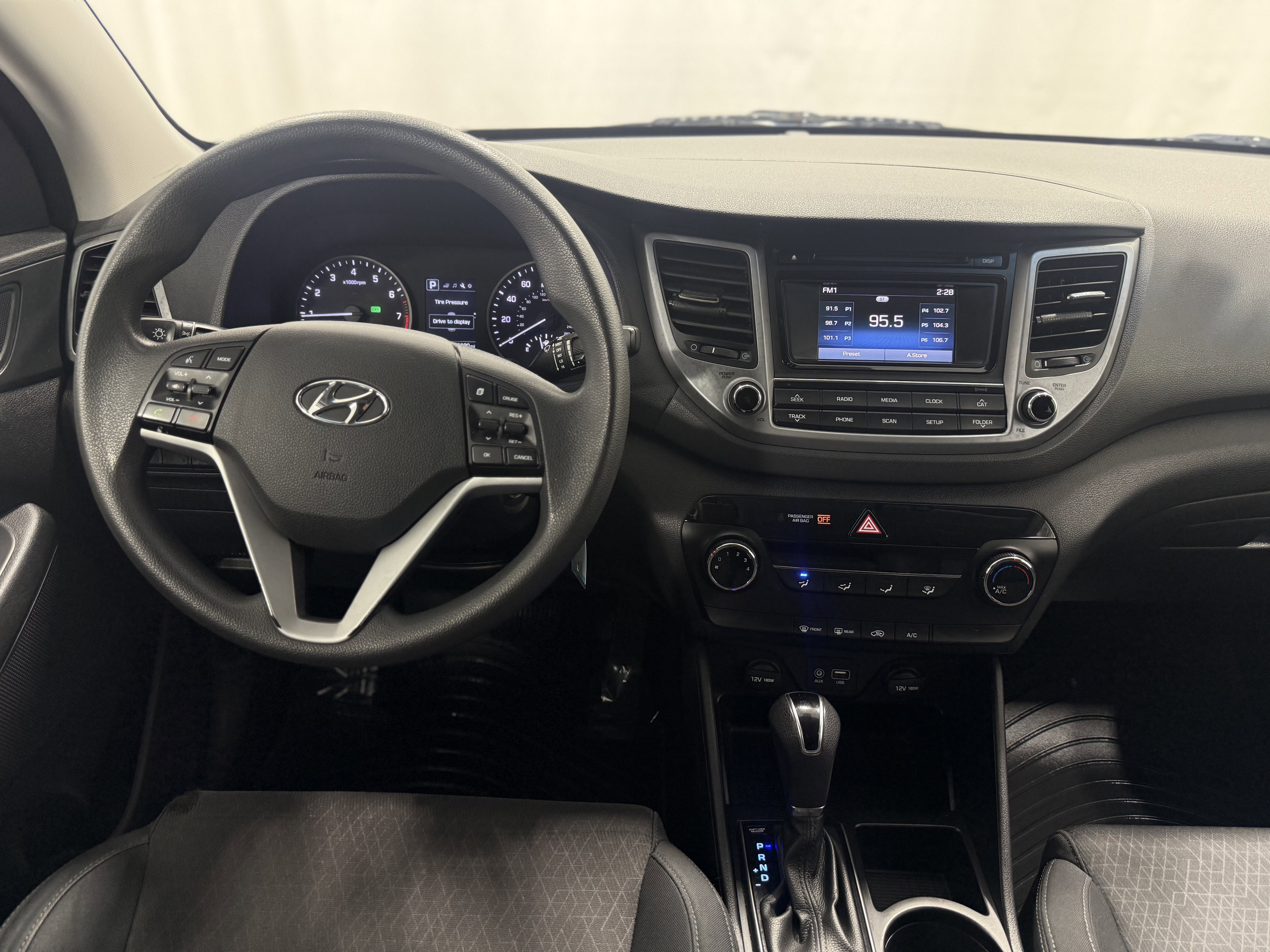 Used 2017 Hyundai Tucson SE image 21