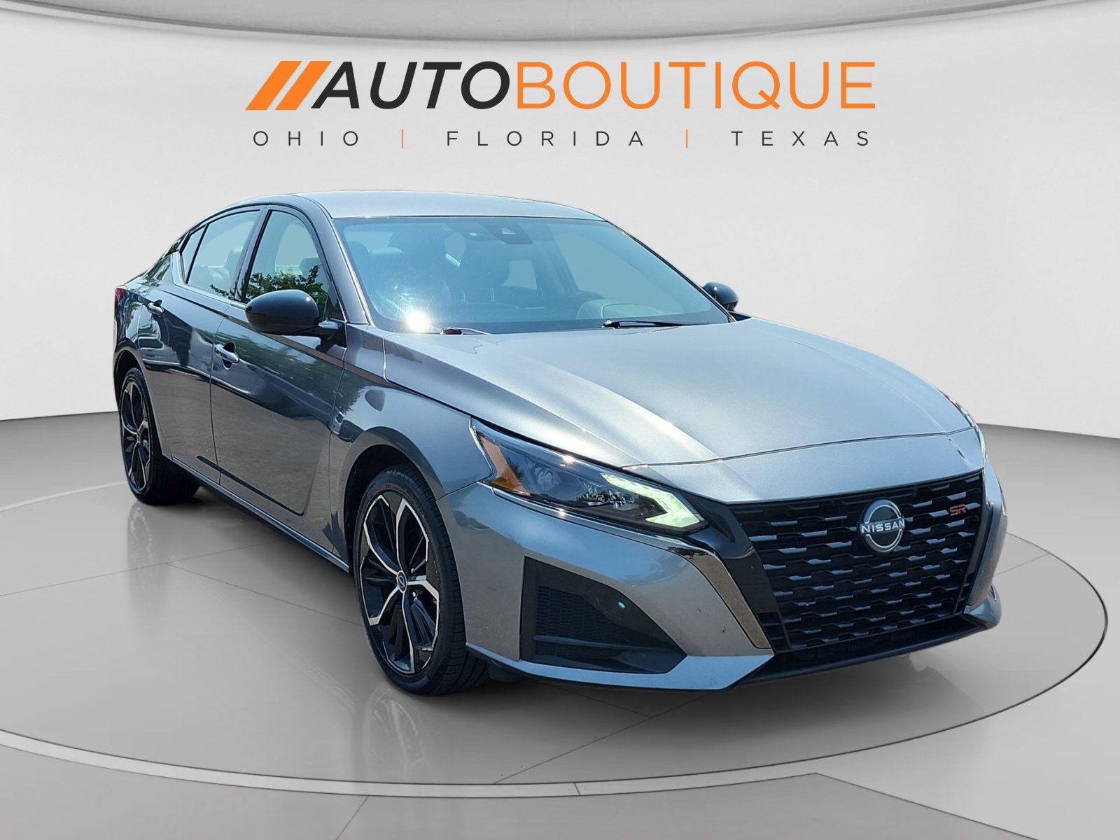 Used 2023 Nissan Altima 2.5 SR AWD/4WD image 7