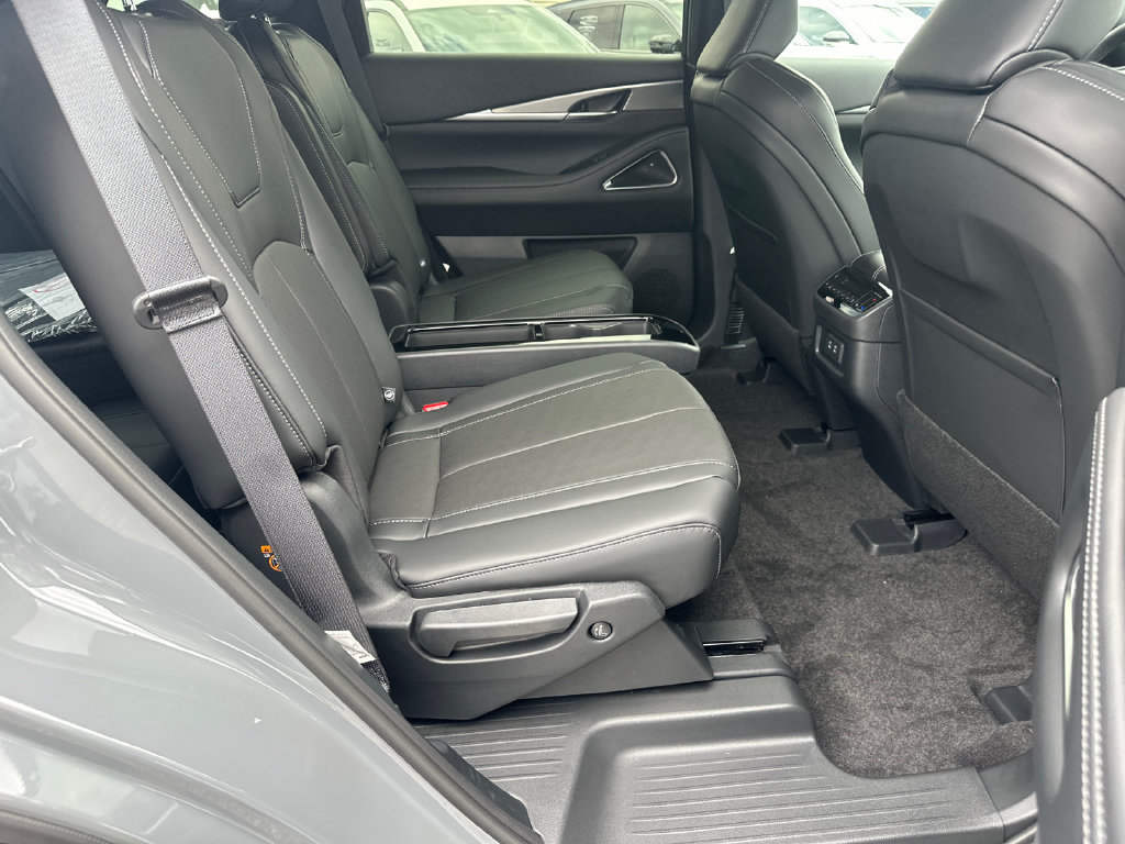 New 2027 INFINITI QX60 Sport w/ Dark Cargo Package AWD/4WD image 13
