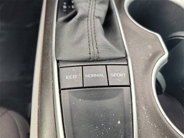 Used 2023 Toyota Camry LE image 26