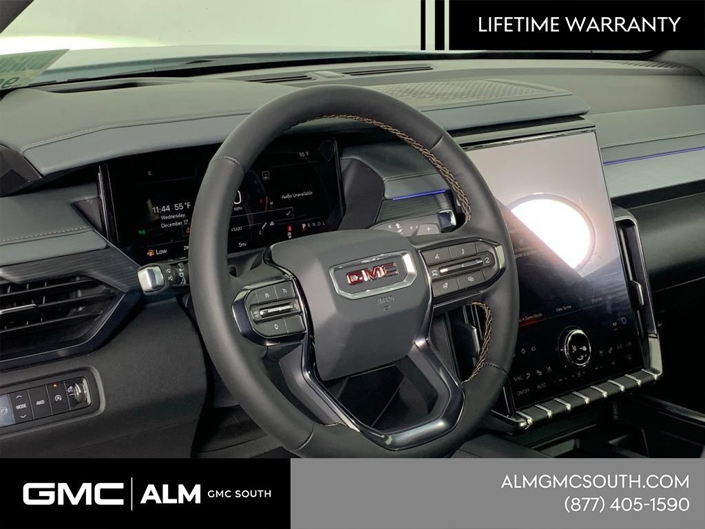 New 2026 GMC Acadia AT4 w/ Luxury Package AWD/4WD image 8