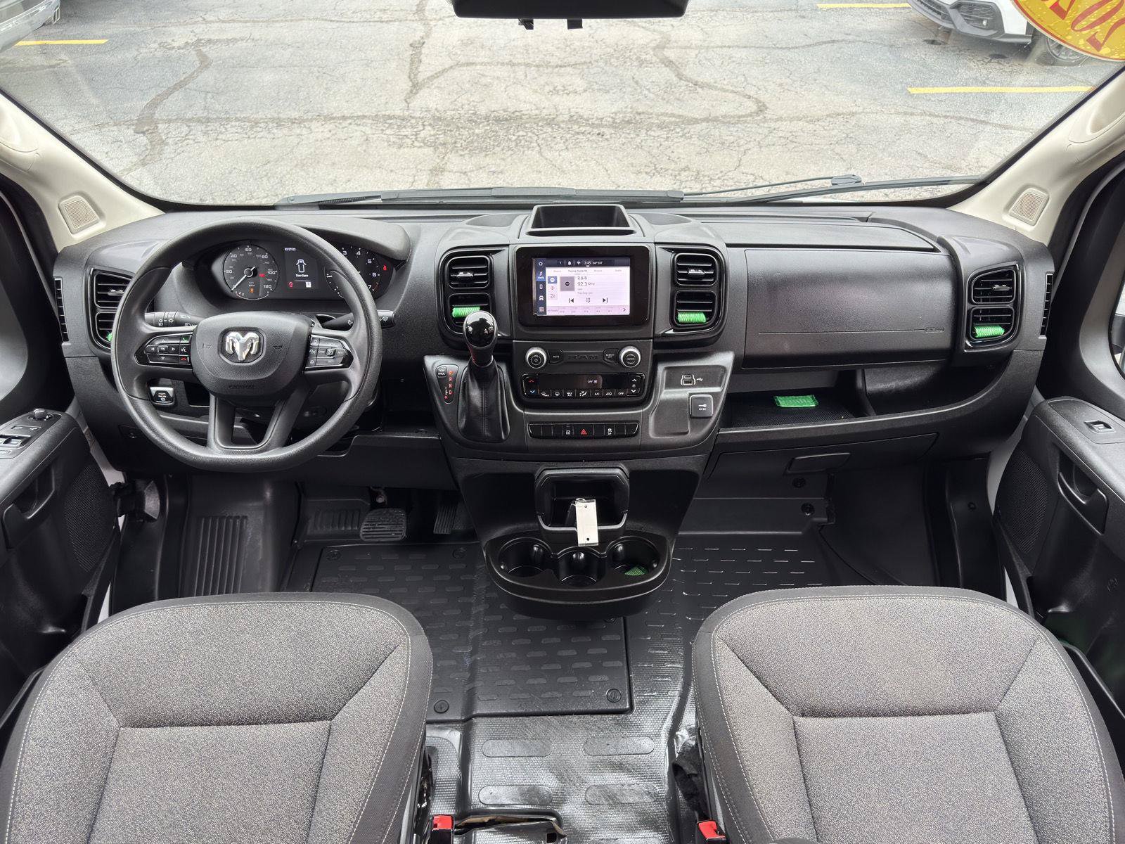 Used 2025 RAM ProMaster 2500 w/ Convenience Group FWD image 18