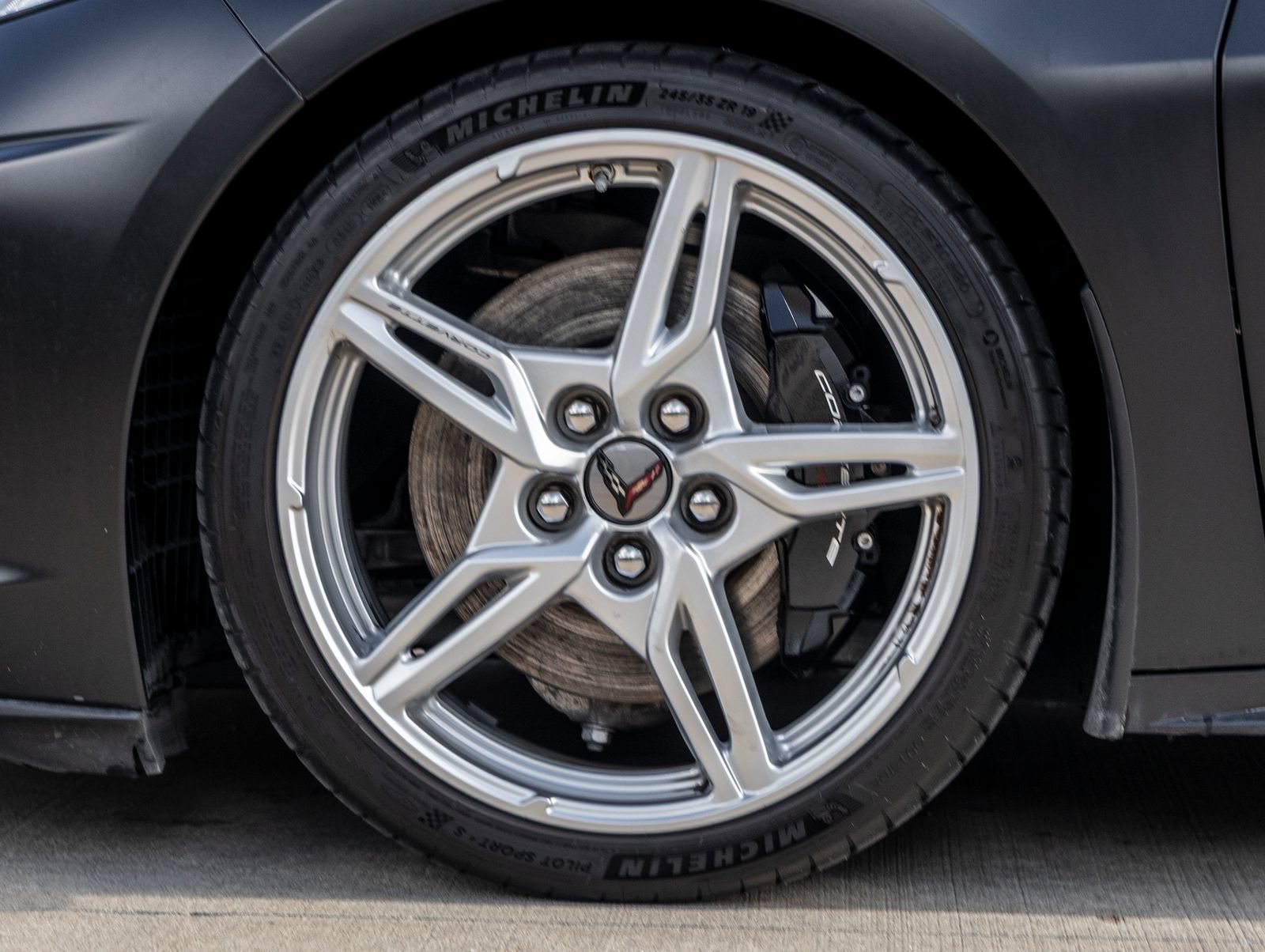 Used 2024 Chevrolet Corvette Stingray Premium Conv w/ Z51 Performance Package RWD image 13