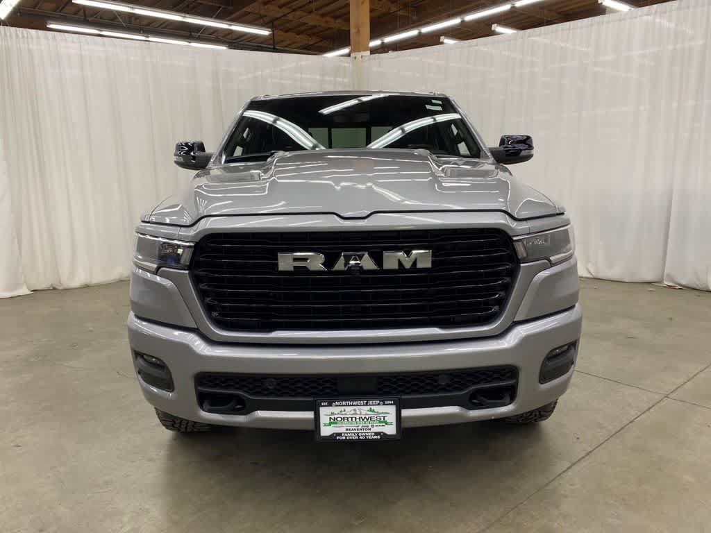 Used 2025 RAM 1500 Laramie w/ Sport Appearance Package AWD/4WD image 9