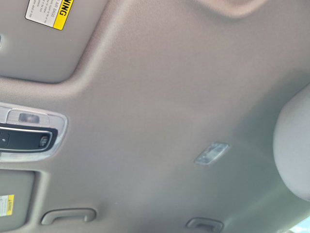 New 2025 Hyundai Elantra SEL FWD image 33