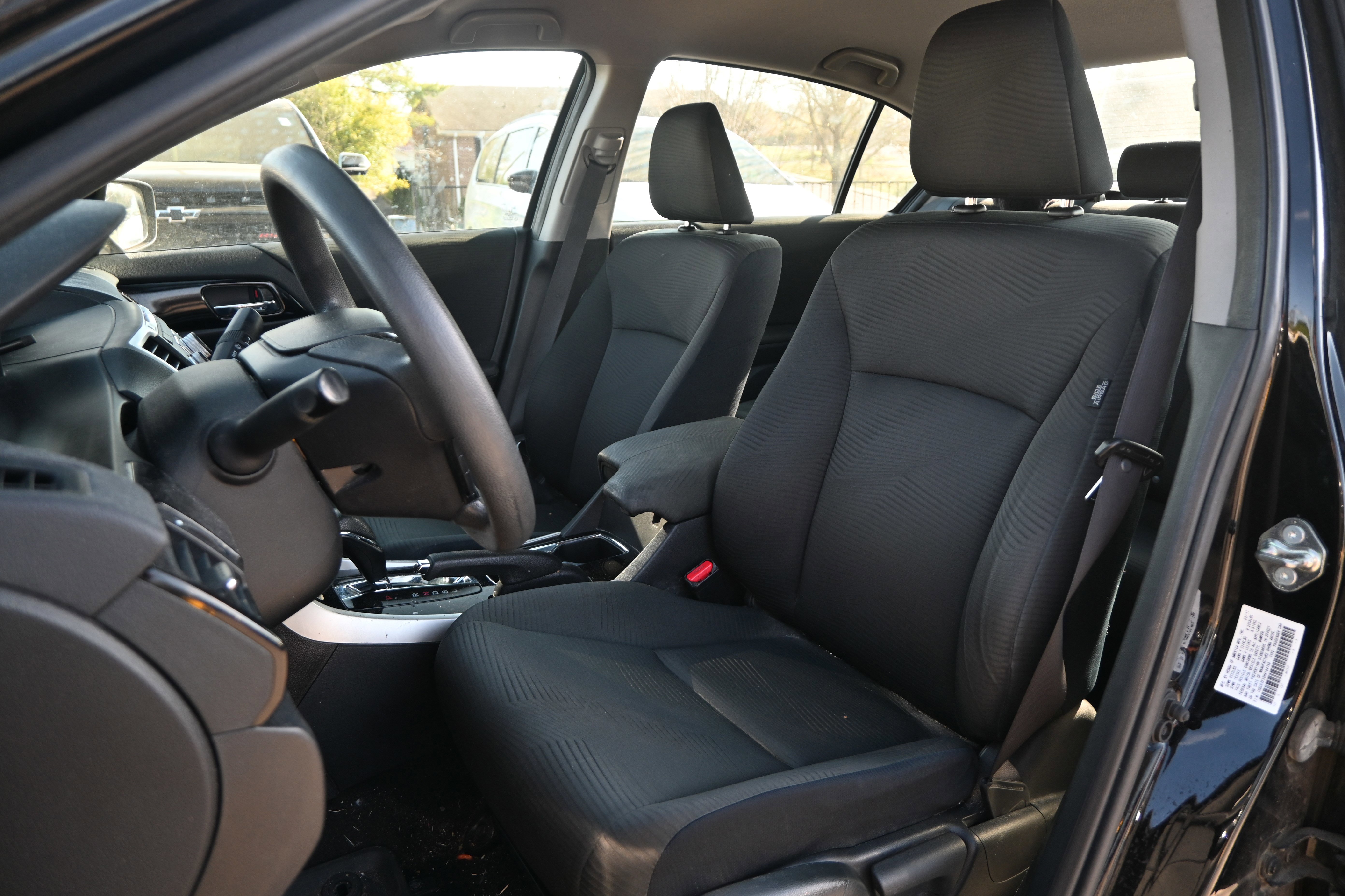 Used 2017 Honda Accord LX image 6