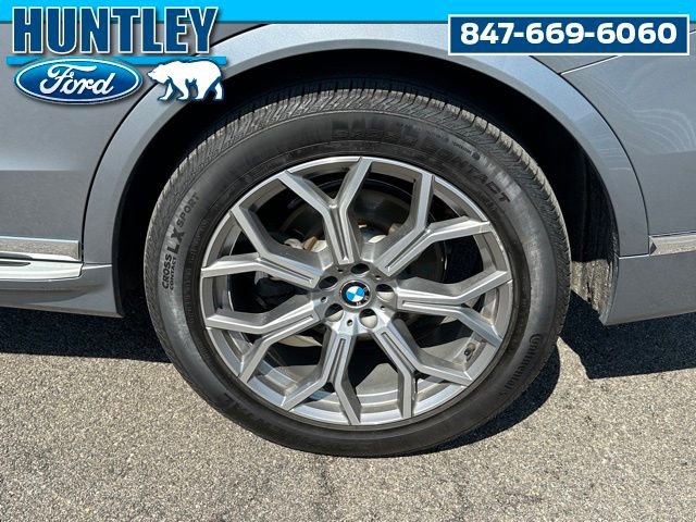 Used 2023 BMW X7 xDrive40i w/ Premium Package image 7
