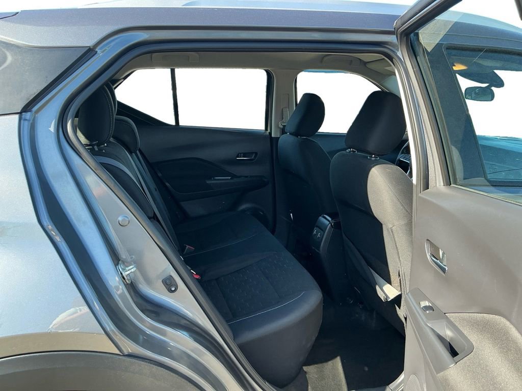 Used 2023 Nissan Kicks SV FWD image 23