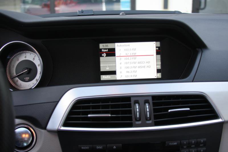 Used 2013 Mercedes-Benz C 300 Sport image 35