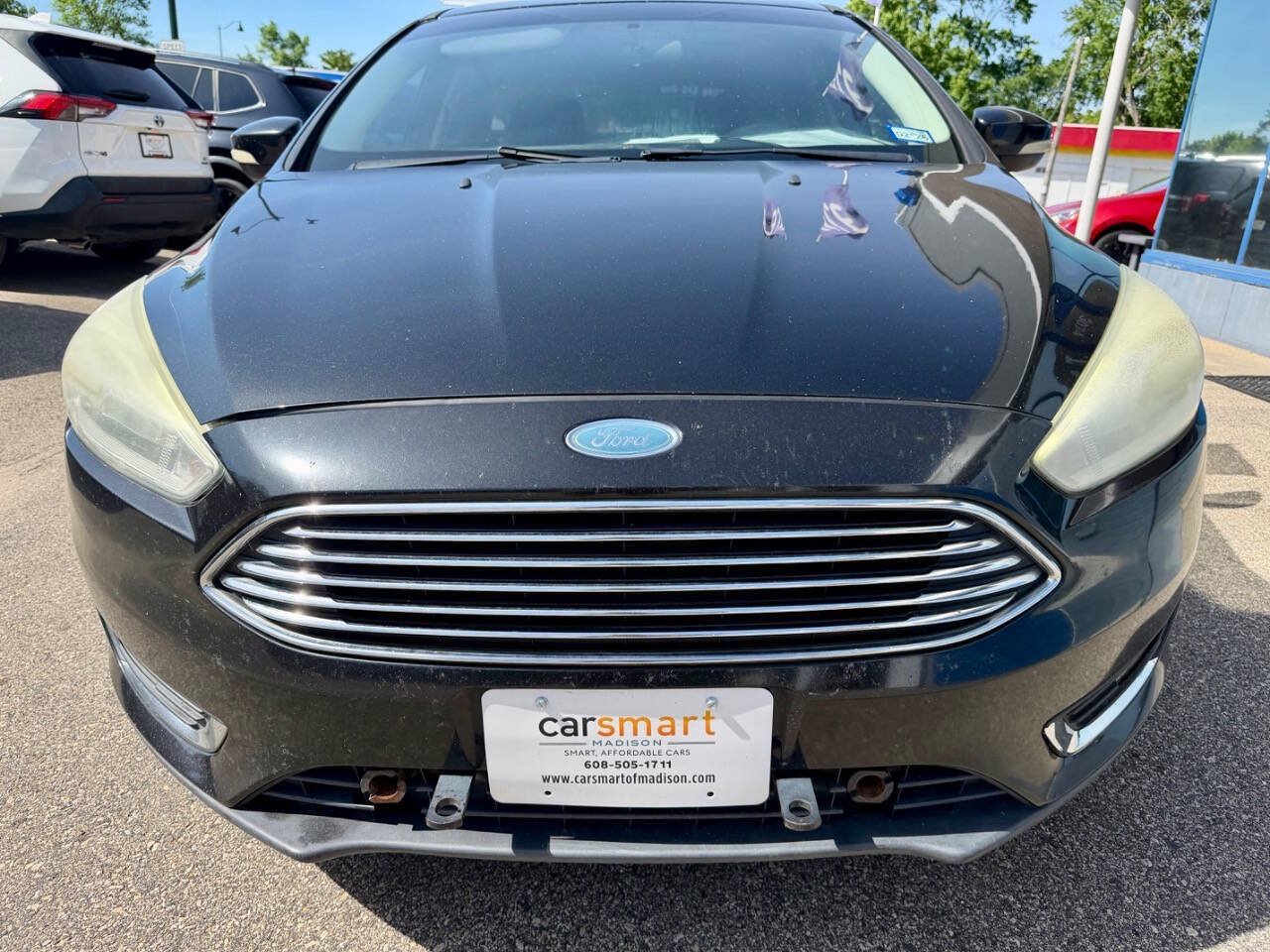 Used 2015 Ford Focus Titanium FWD image 5