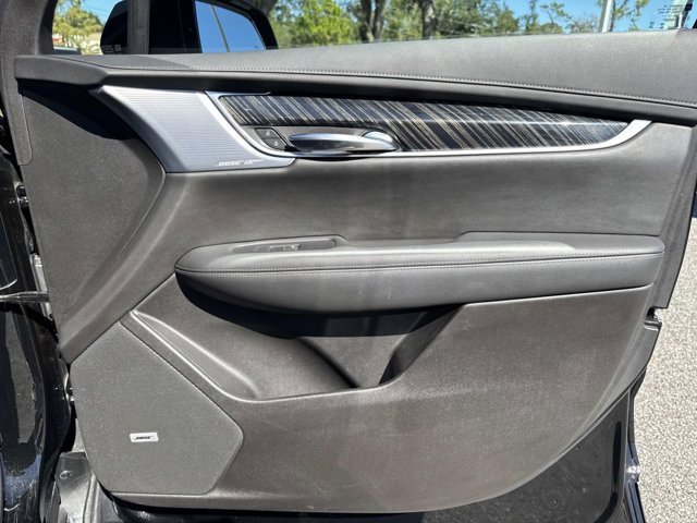 Used 2024 Cadillac XT6 Premium Luxury image 16