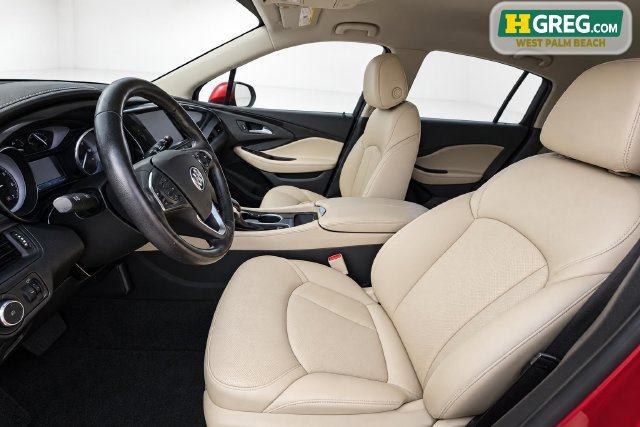 Used 2019 Buick Envision Essence FWD image 10