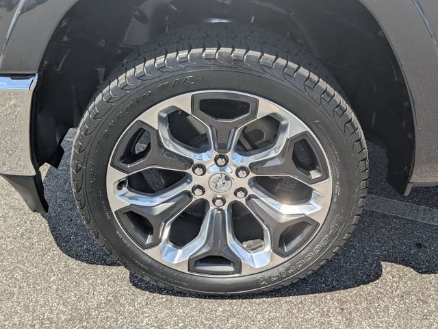 Used 2019 RAM 1500 Limited RWD image 28