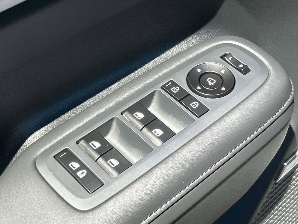 New 2026 Hyundai Santa Fe Limited AWD/4WD image 18