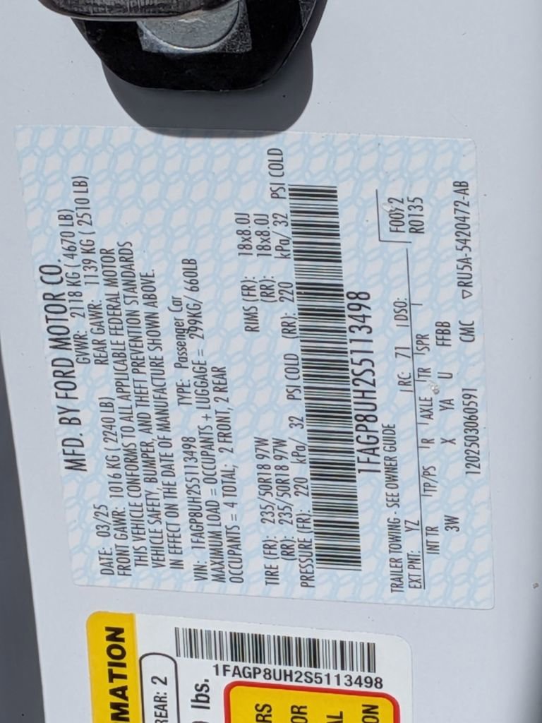 Used 2025 Ford Mustang Premium RWD image 32