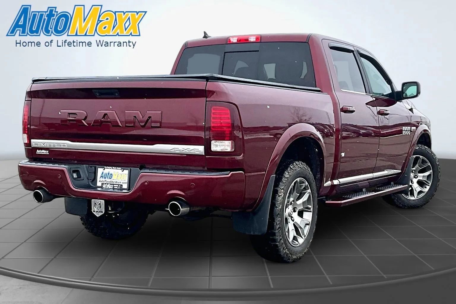 Used 2018 RAM 1500 Limited AWD/4WD image 9