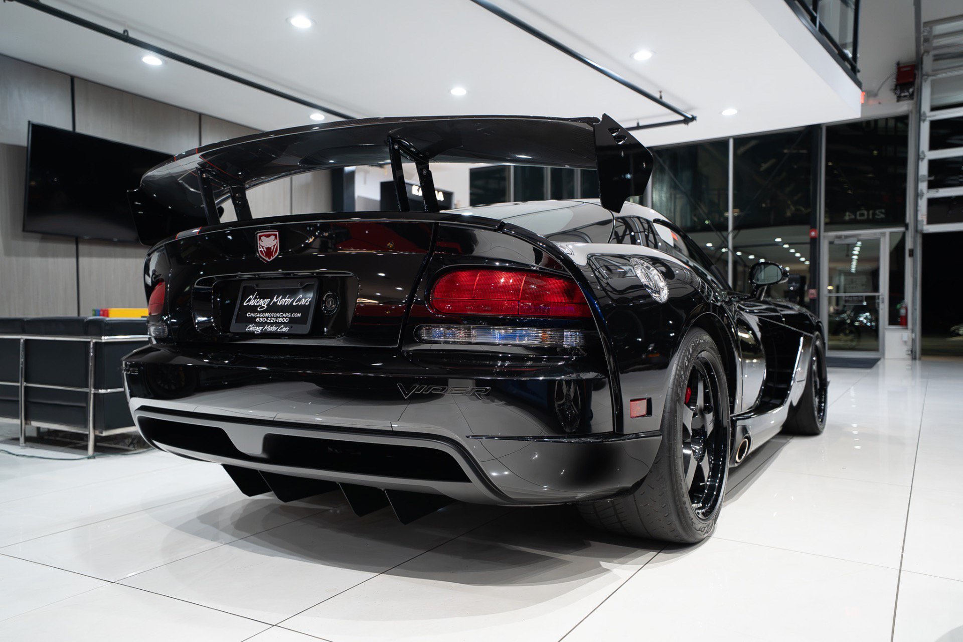 Used 2010 Dodge Viper ACR RWD image 37