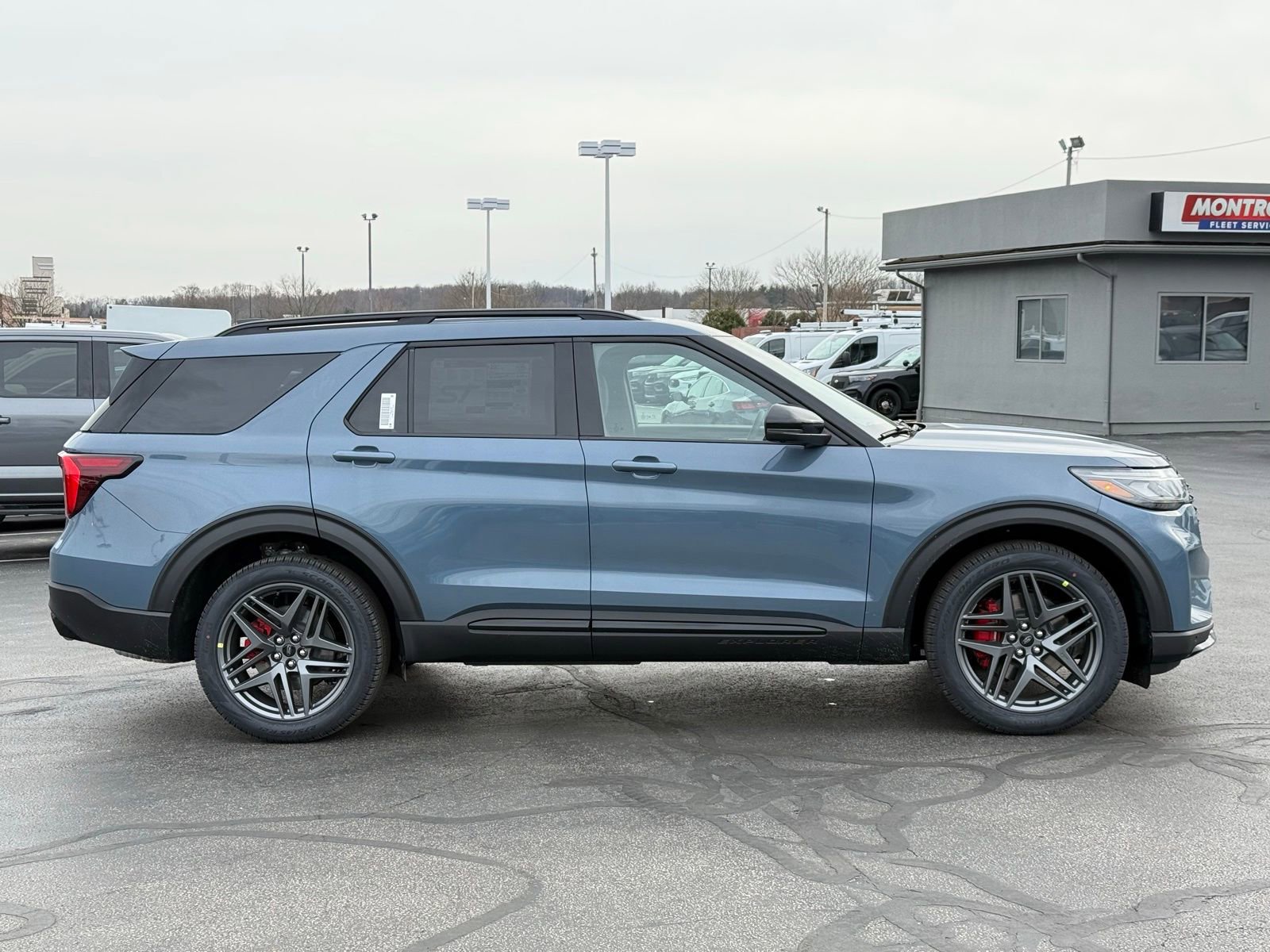 New 2026 Ford Explorer ST image 7