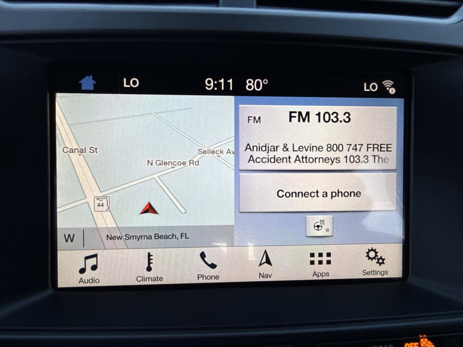 Used 2018 Ford Explorer XLT w/ Equipment Group 202A AWD/4WD image 24