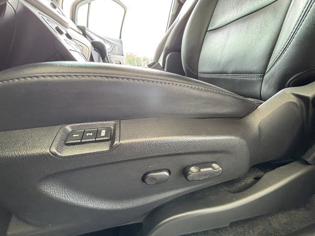 Used 2017 Buick Encore Essence w/ Experience Buick Package FWD image 29