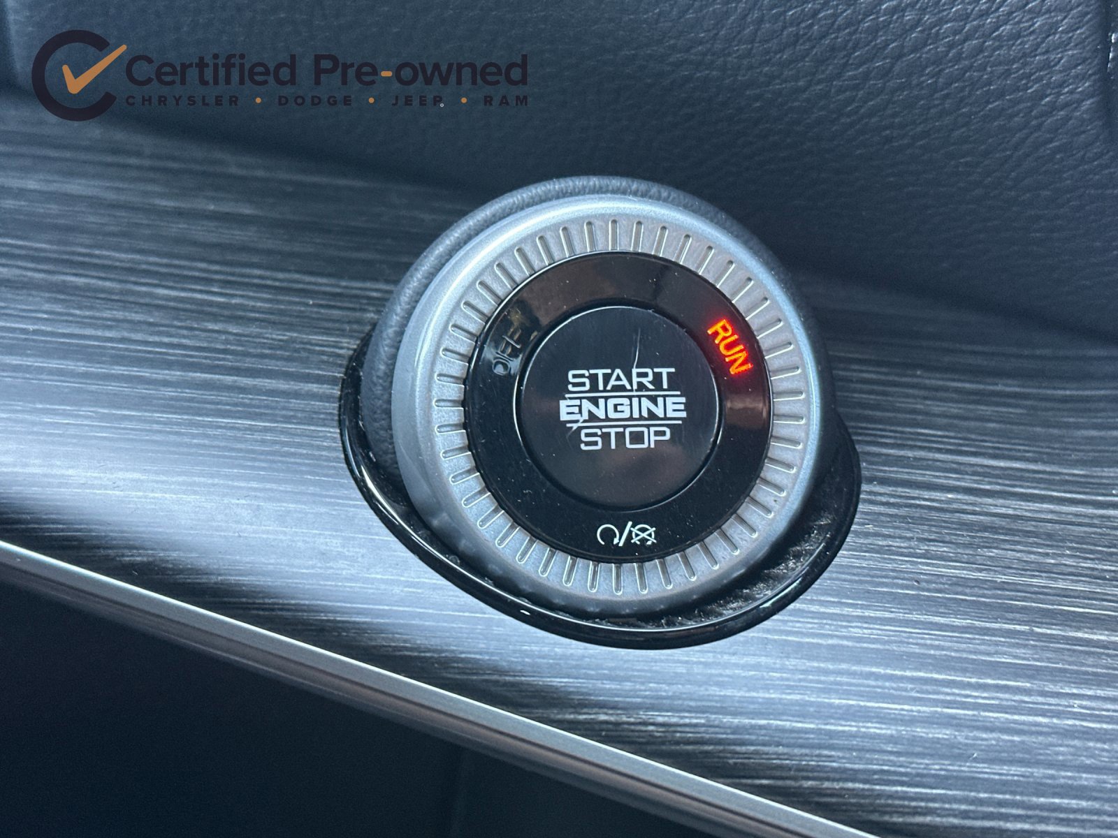 Used 2024 Jeep Wagoneer L Series II RWD image 25