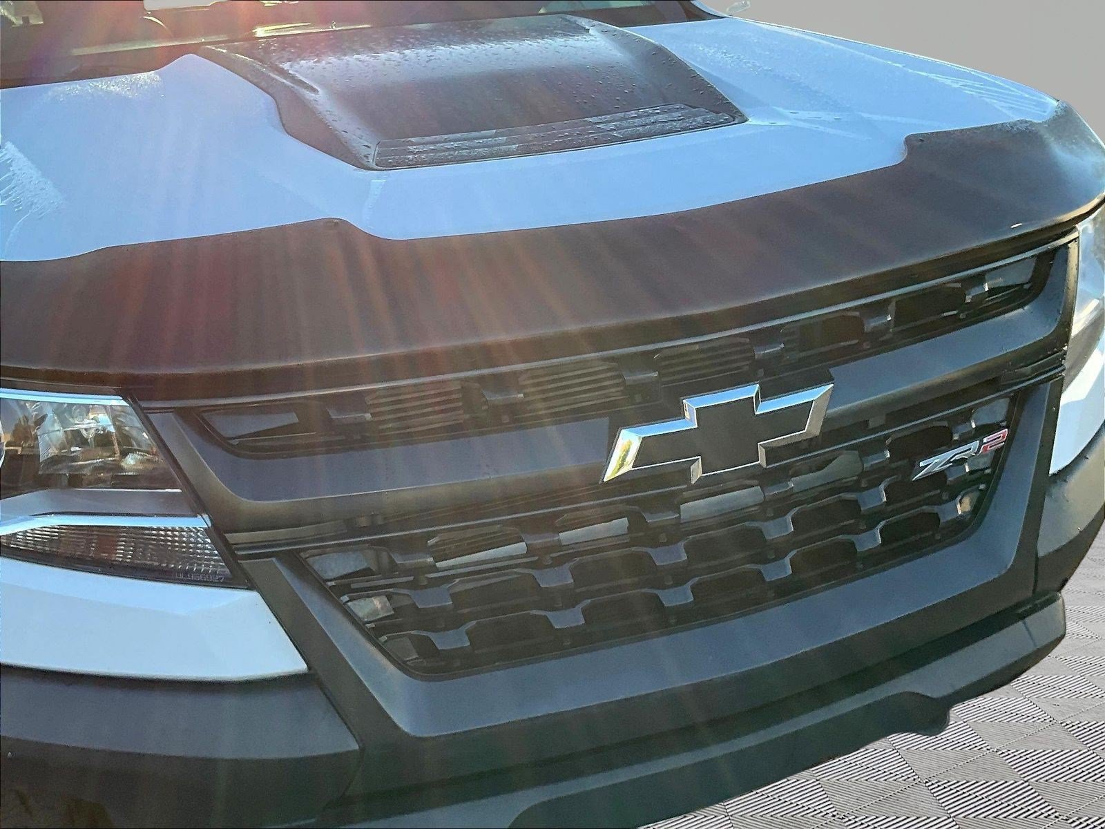 Used 2018 Chevrolet Colorado ZR2 w/ LPO, Door Decal Package AWD/4WD image 31