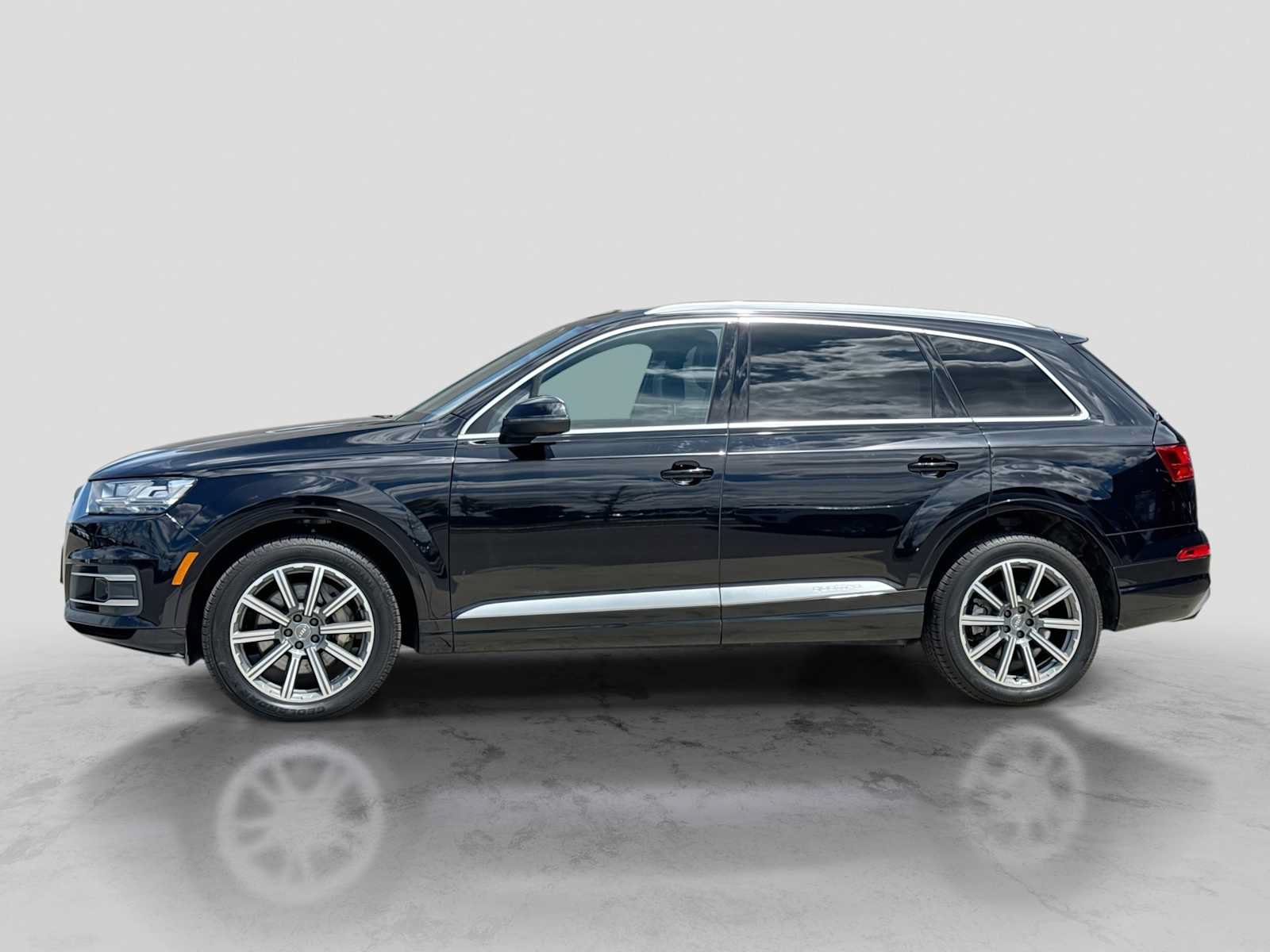Used 2018 Audi Q7 3.0T Prestige w/ Prestige Package AWD/4WD image 3