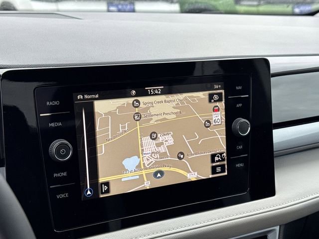 New 2026 Volkswagen Taos SEL image 20