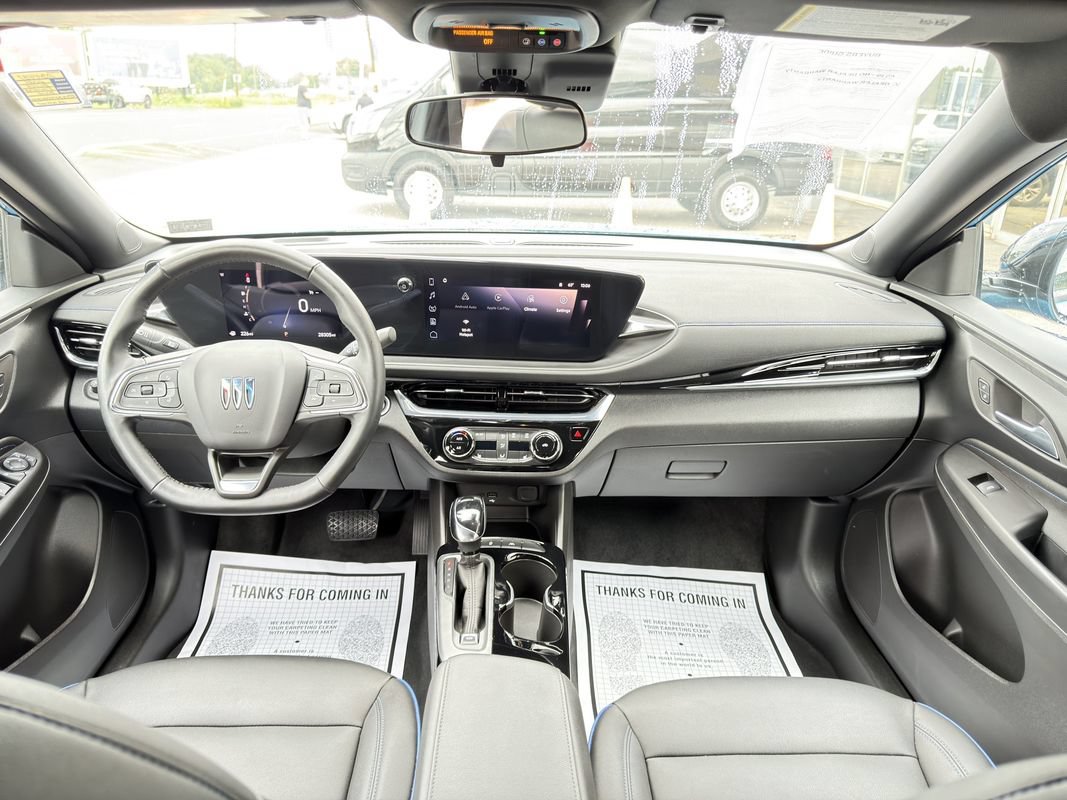 Used 2025 Buick Envista Sport Touring w/ Convenience I Package FWD image 36