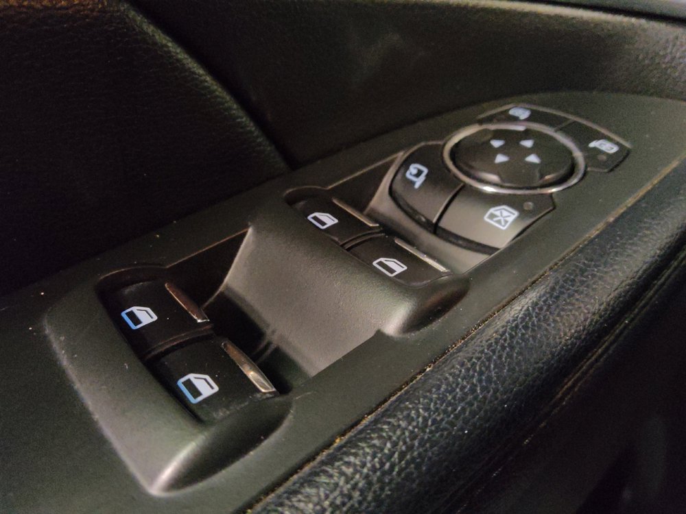 Used 2017 Ford Explorer Limited w/ Equipment Group 301A FWD image 27