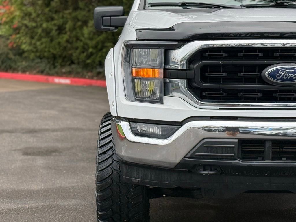 Used 2023 Ford F150 XLT w/ Trailer Tow Package image 4