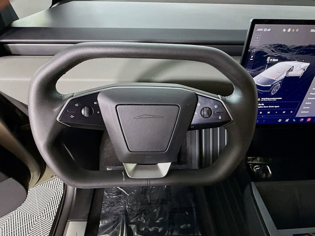 Used 2024 Tesla Cybertruck AWD Crew Cab image 18