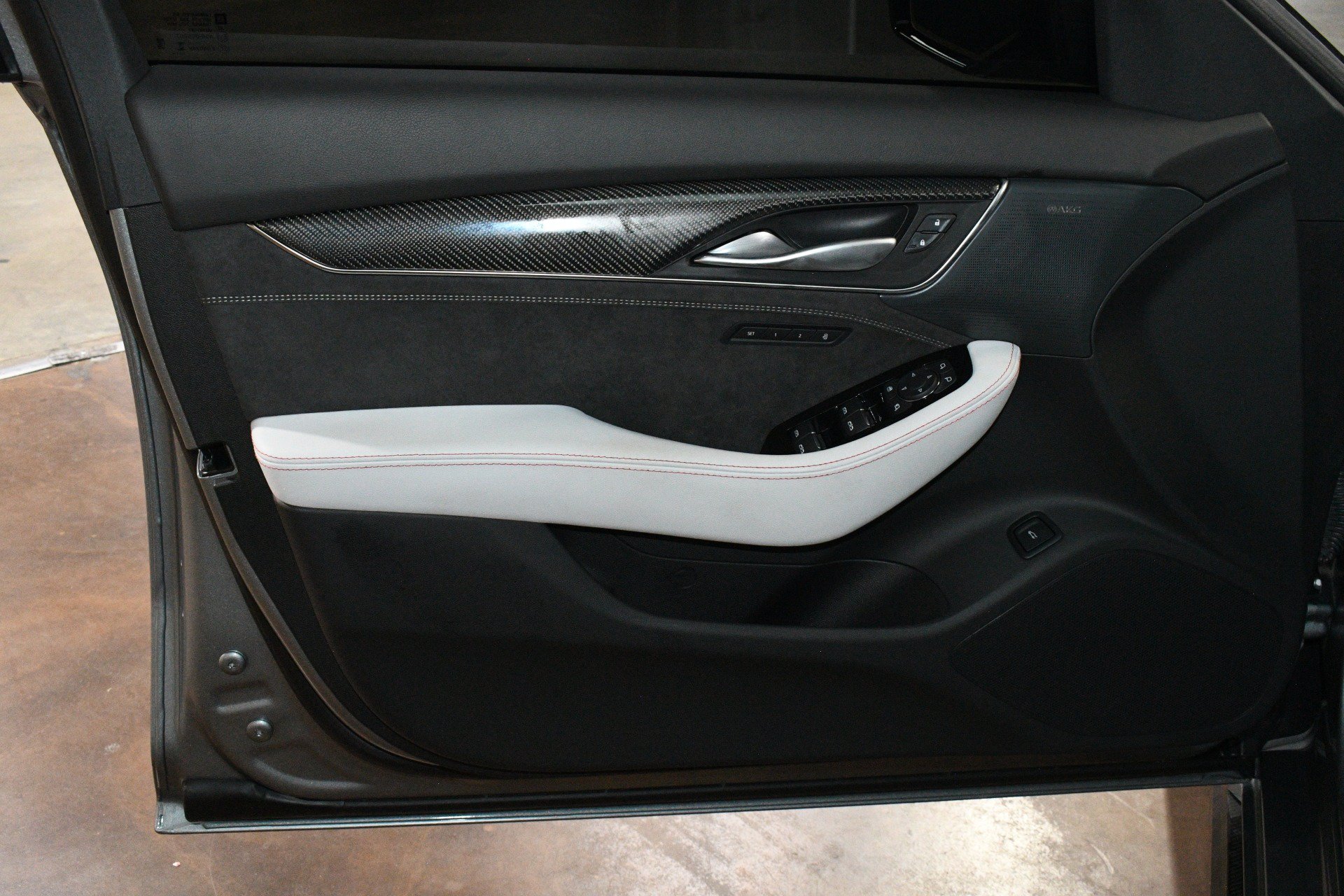 Used 2024 Cadillac CT5 V Blackwing w/ Carbon Fiber Package 2 RWD image 41