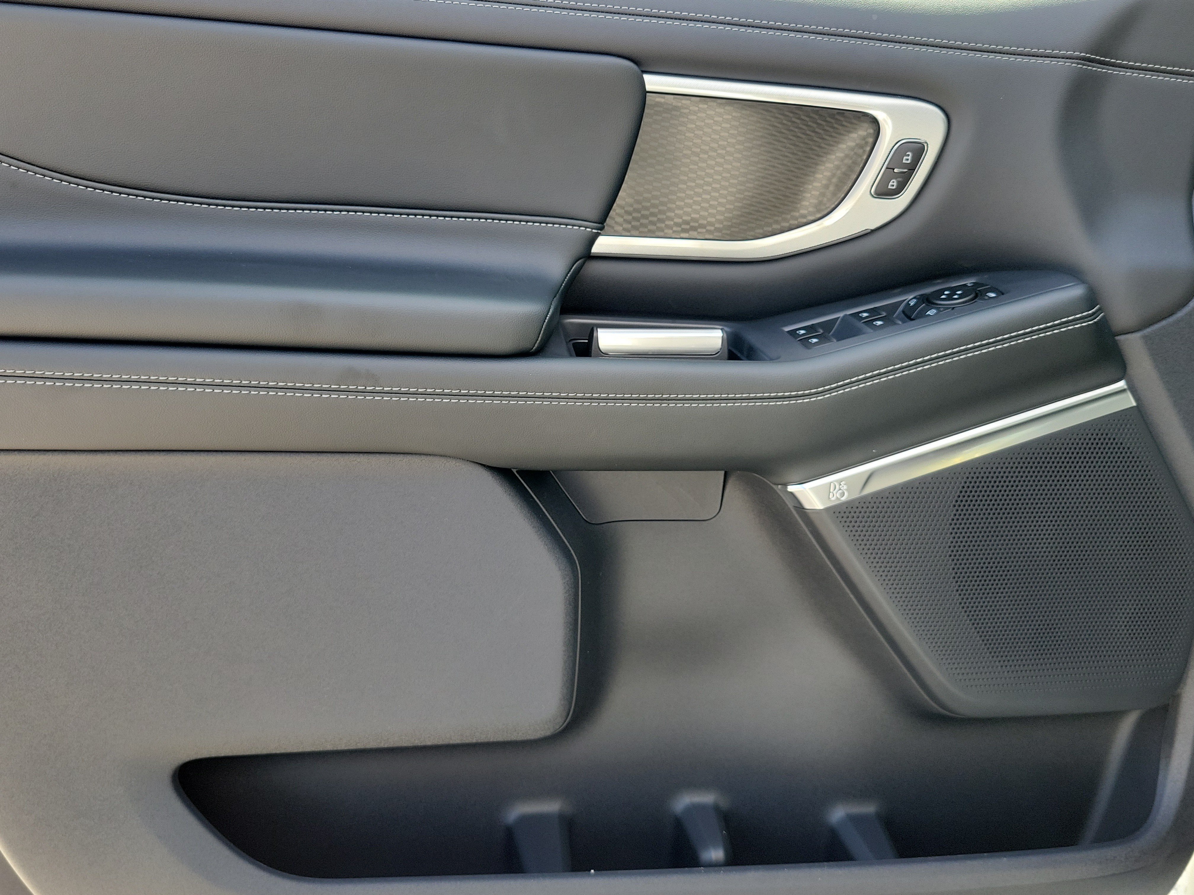 New 2027 Ford Expedition Platinum w/ Stealth Appearance Package RWD image 13