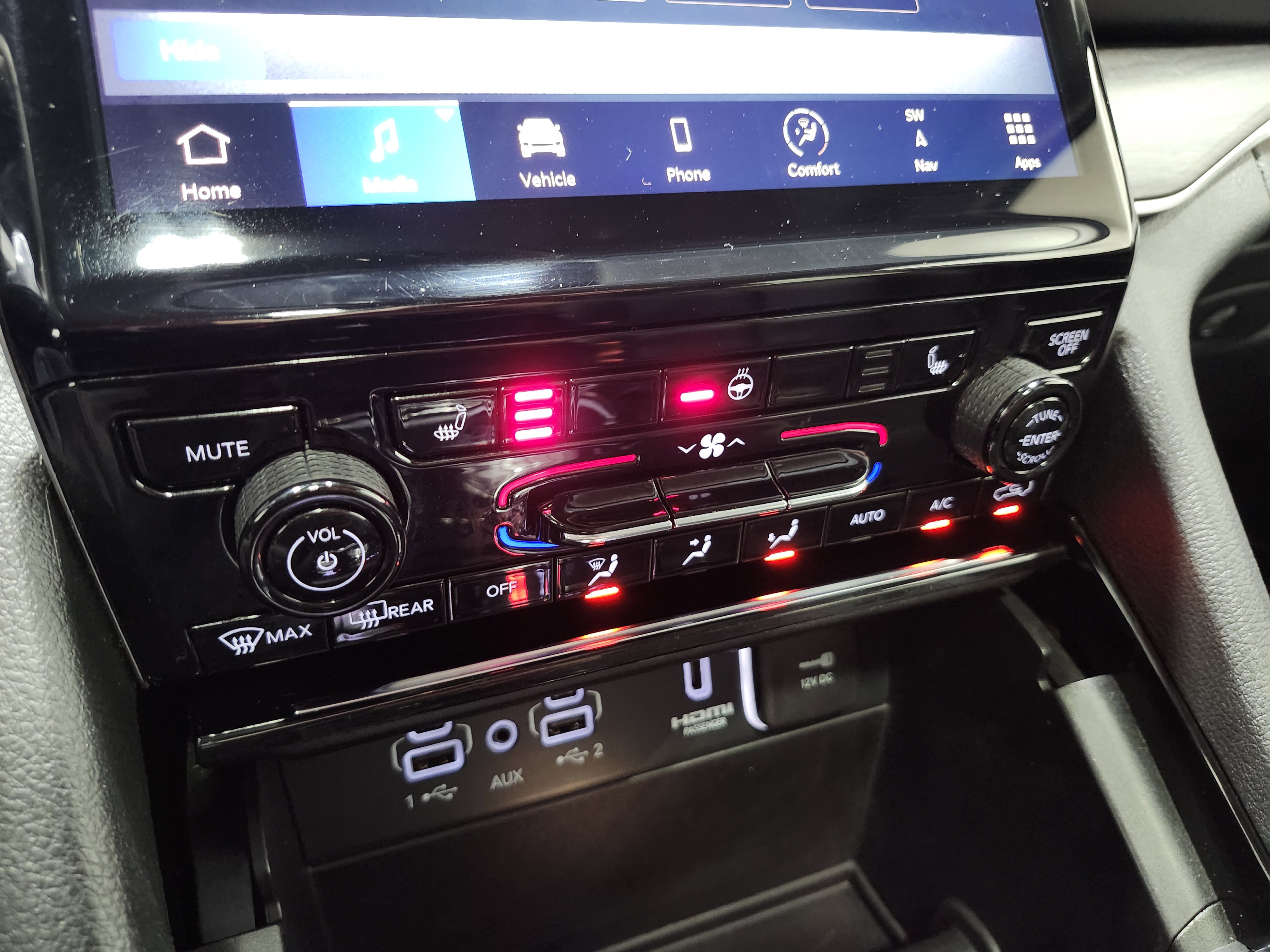 Used 2023 Jeep Grand Cherokee 4WD 4xe image 35