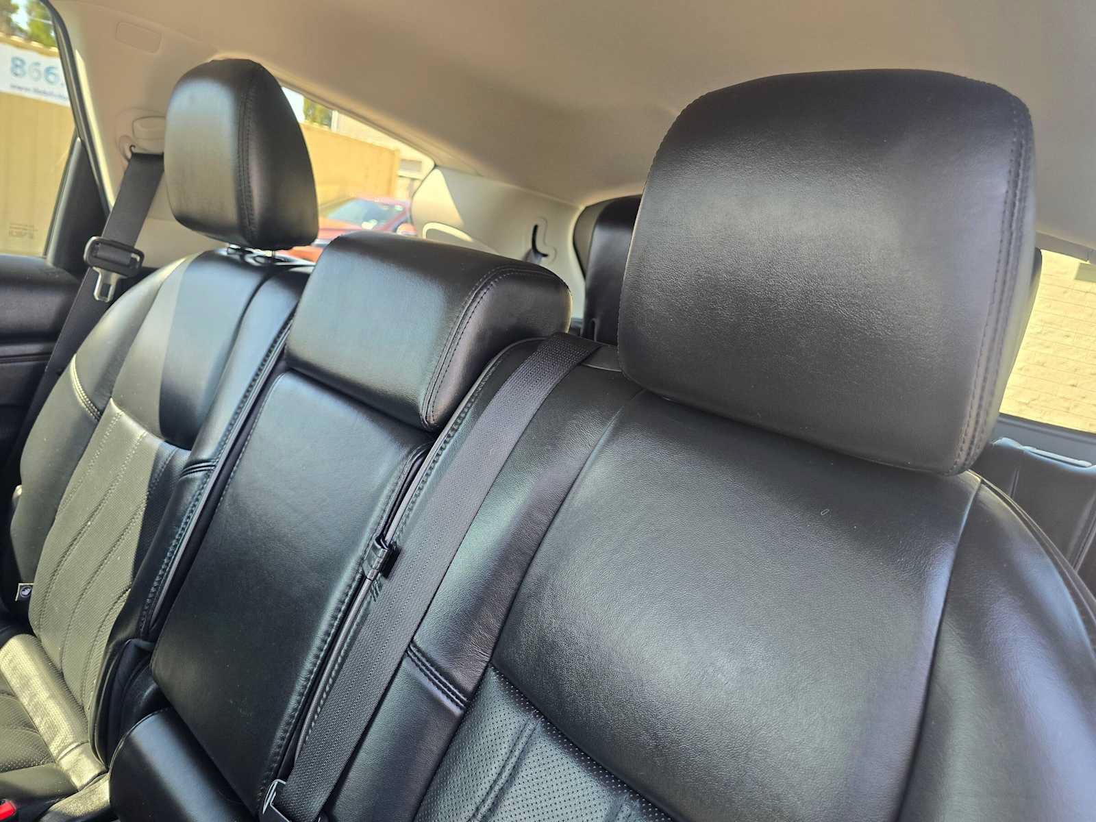 Used 2015 INFINITI QX60 Luxe w/ Premium Plus Package AWD/4WD image 19