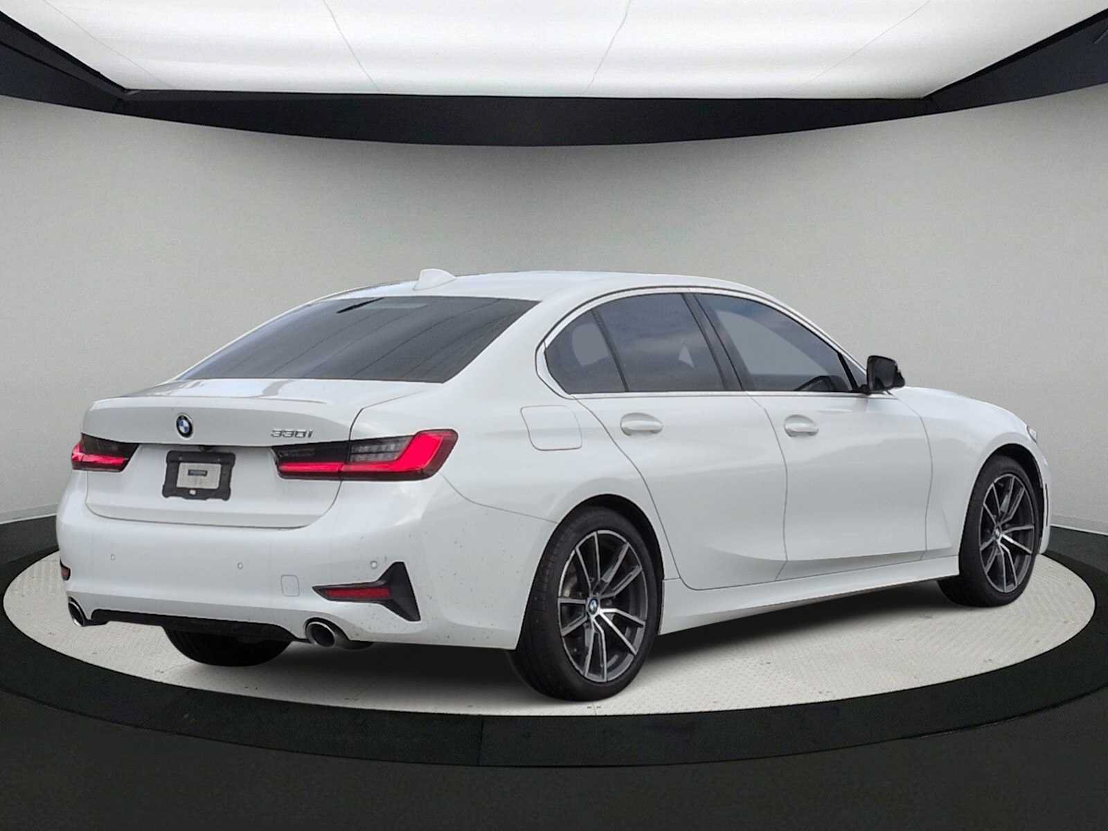Used 2019 BMW 330i Sedan w/ Convenience Package RWD image 8