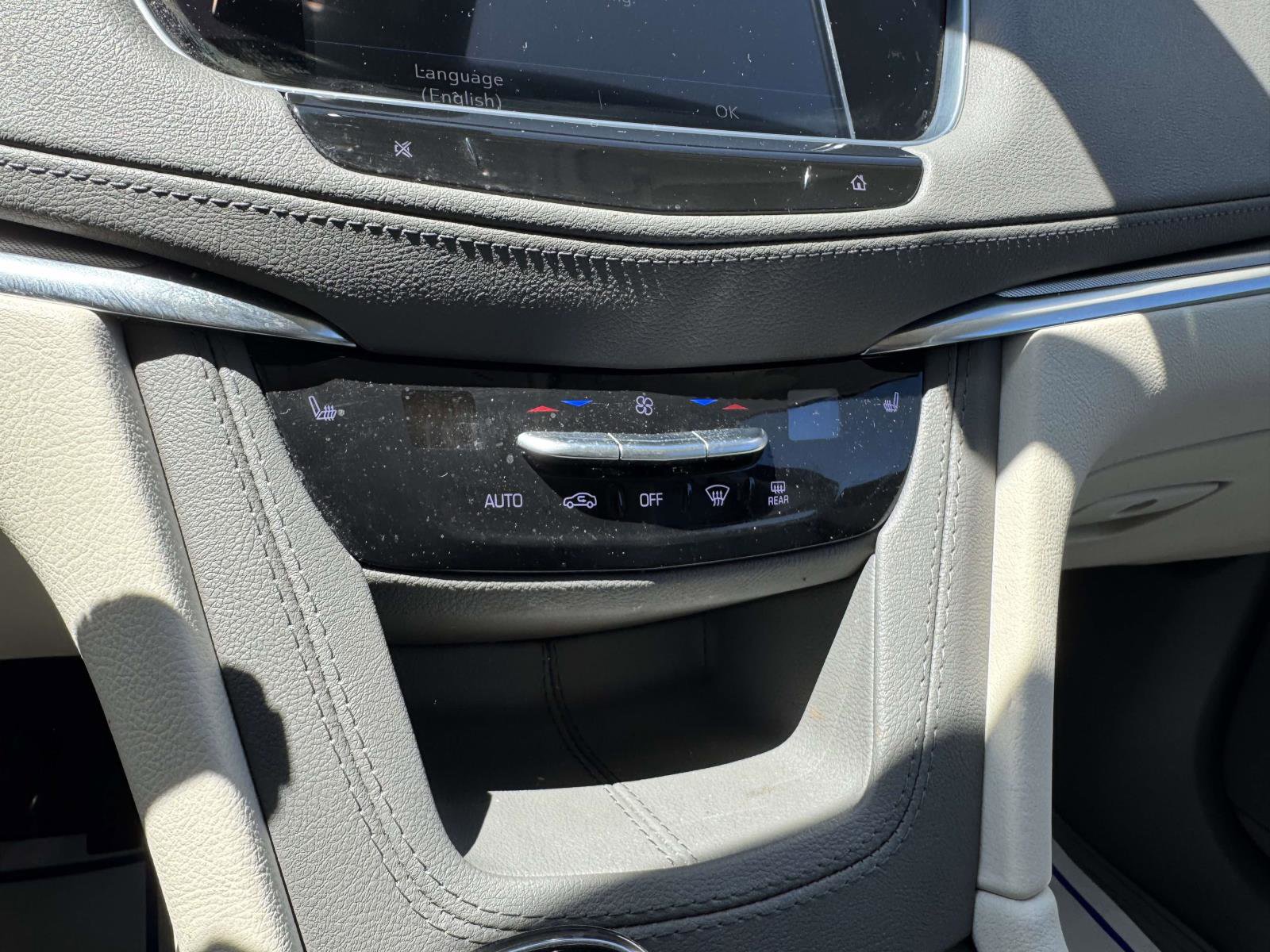 Certified 2024 Cadillac XT5 Premium Luxury AWD/4WD image 15