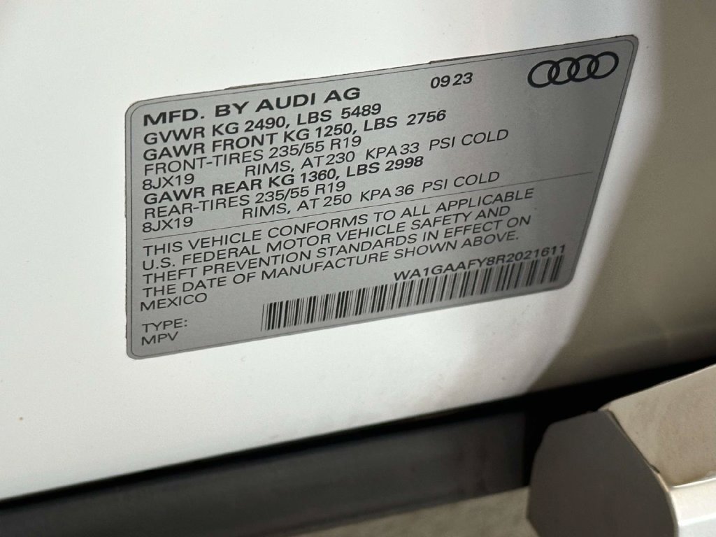 Used 2024 Audi Q5 2.0T Premium w/ Convenience Package AWD/4WD image 21