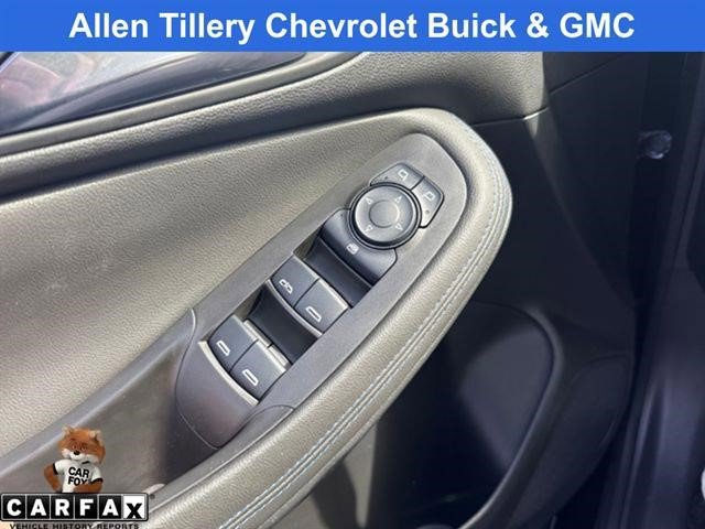 Certified 2025 Buick Encore GX Sport Touring image 9