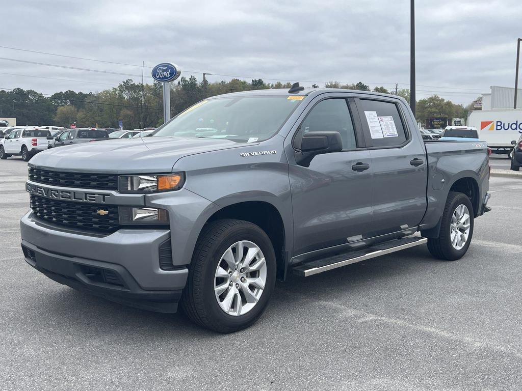 Used 2020 Chevrolet Silverado 1500 Custom w/ Custom Value Package image 9