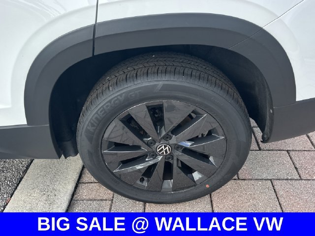 Certified 2022 Volkswagen Taos S FWD image 10