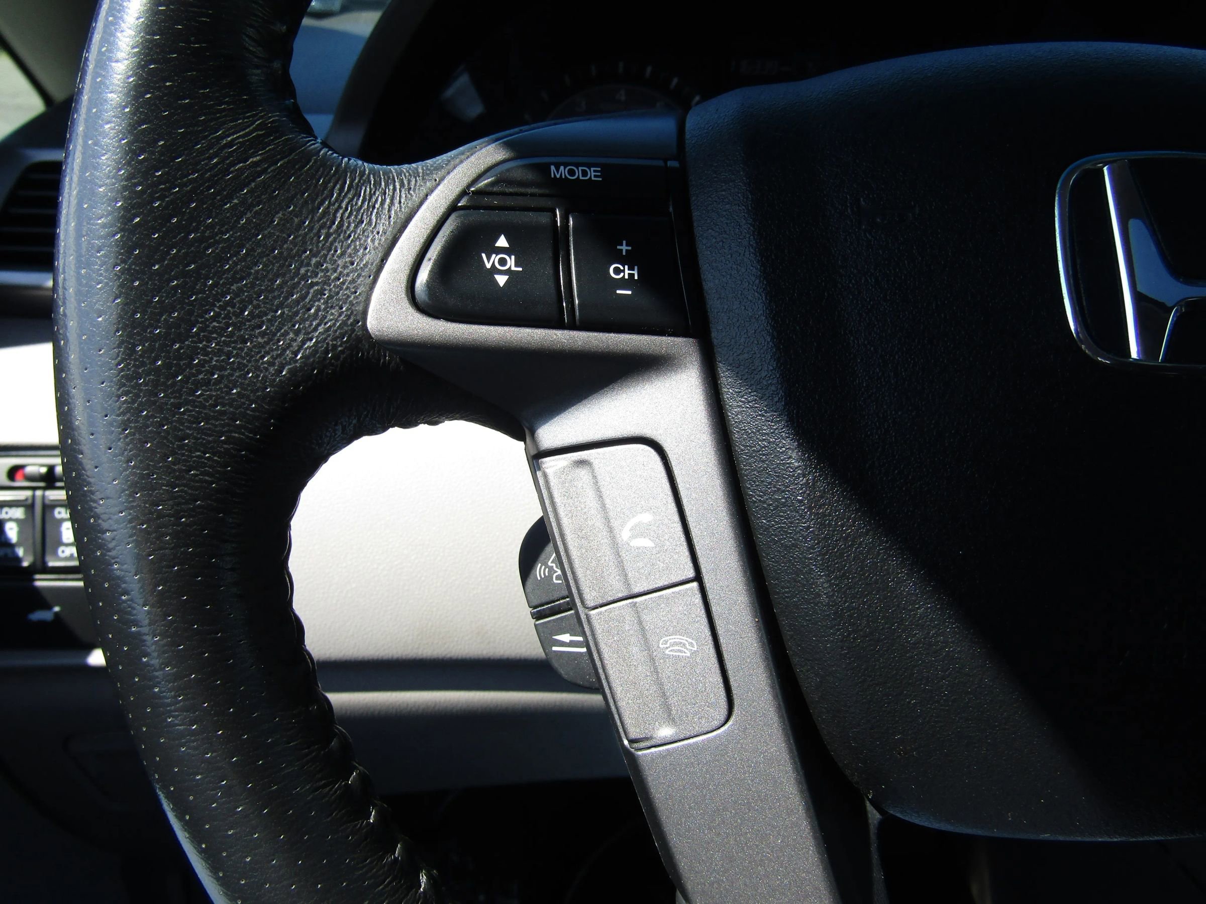 Used 2013 Honda Odyssey EX-L image 33