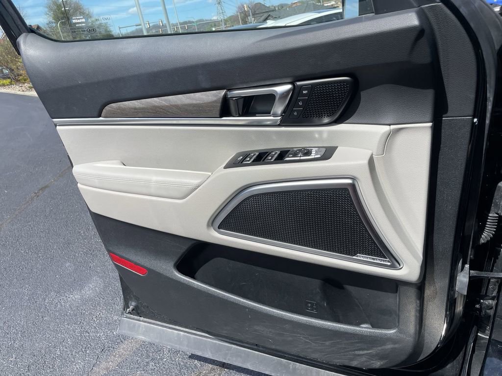 Certified 2021 Kia Telluride SX w/ SX Prestige Package image 21