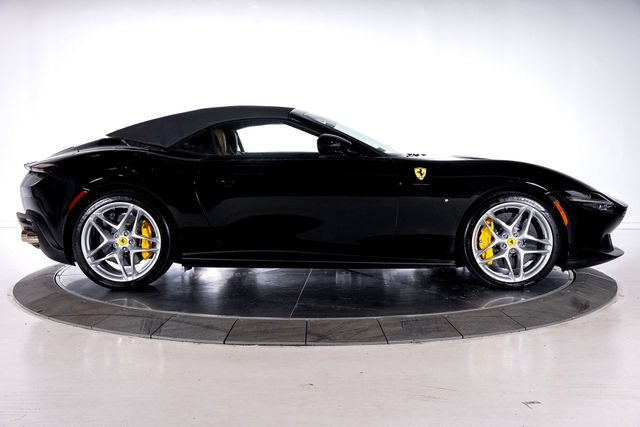 Certified 2024 Ferrari Roma Spider RWD image 11